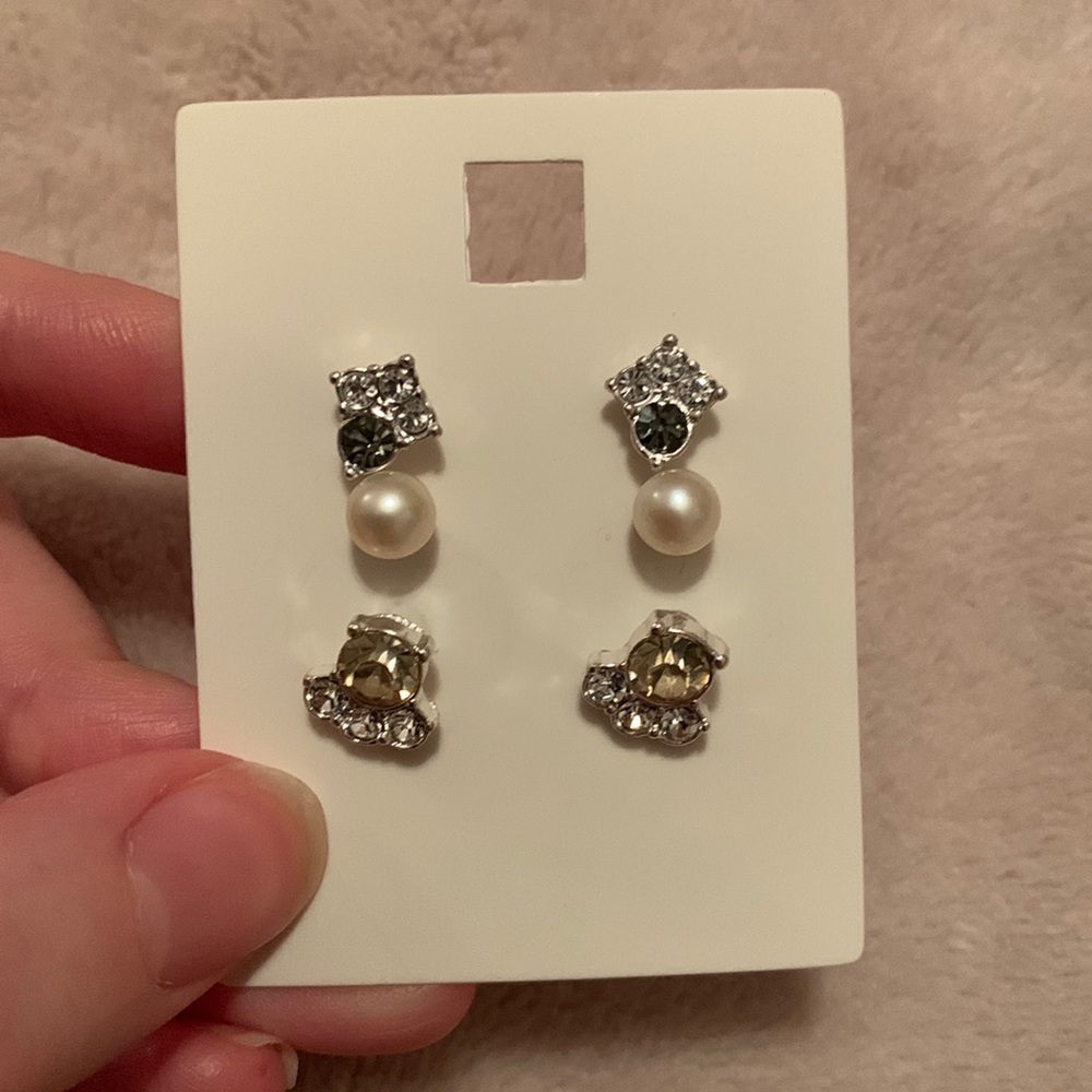 MOVING SALE STUD EARRINGS